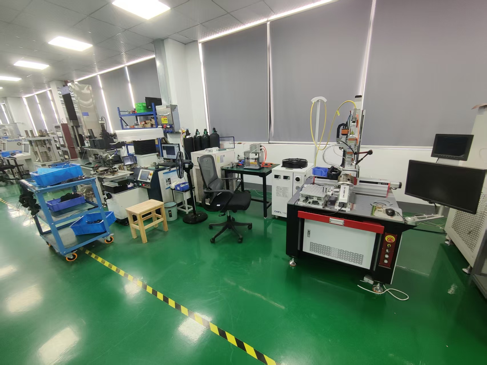12a-fibos-equipment
